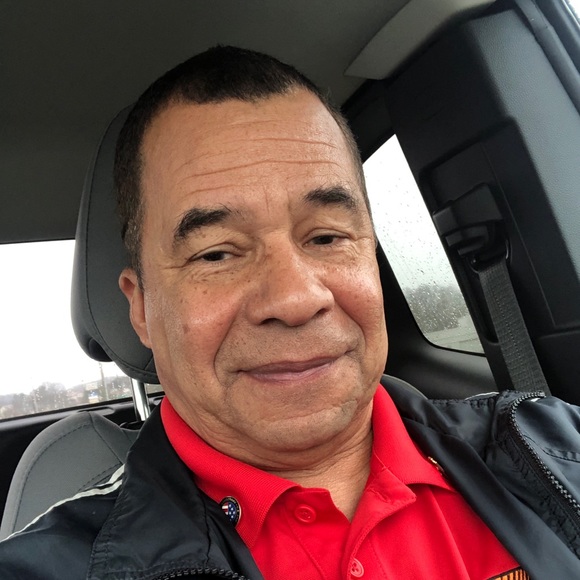 Meet your Posher, Julian - Picture 1 of 1